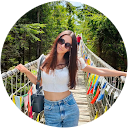 Лена Комышанец